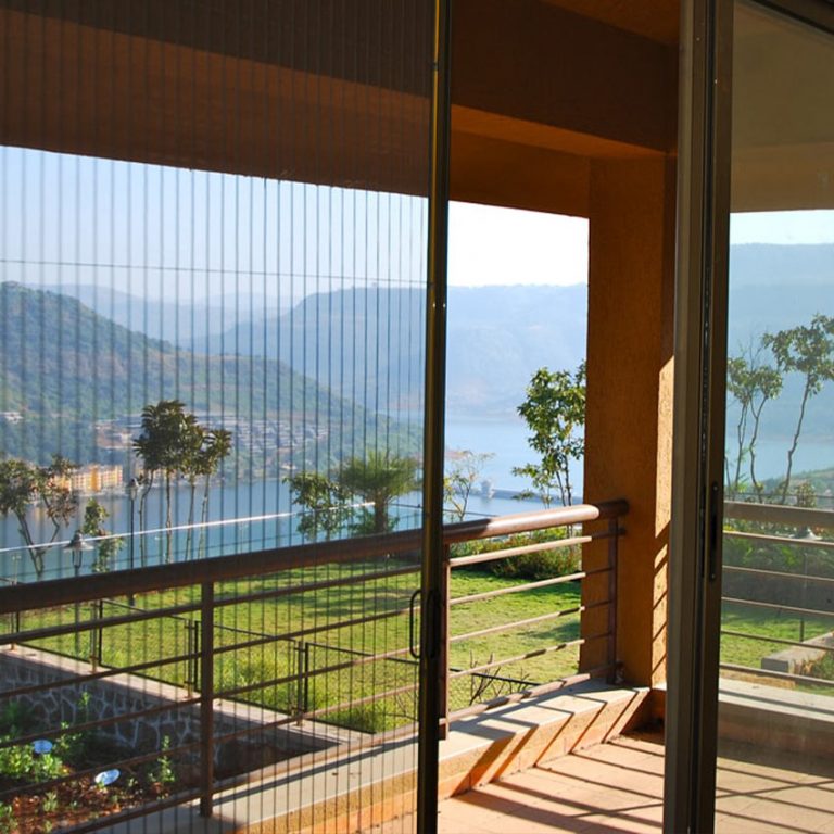 Retractable Flyscreens